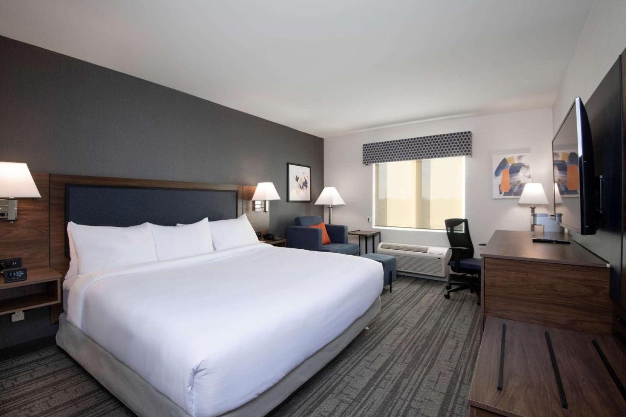 Comfort Inn & Suites Carleton Place Buitenkant foto